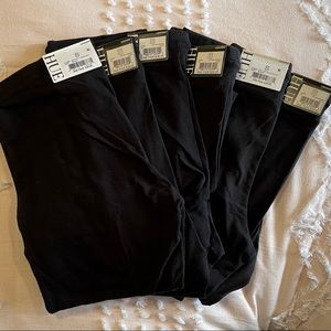 Six Pairs of Hue Leggings